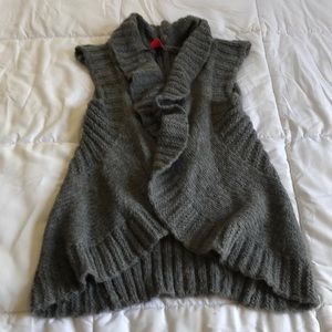 Super soft, cozy sweater vest